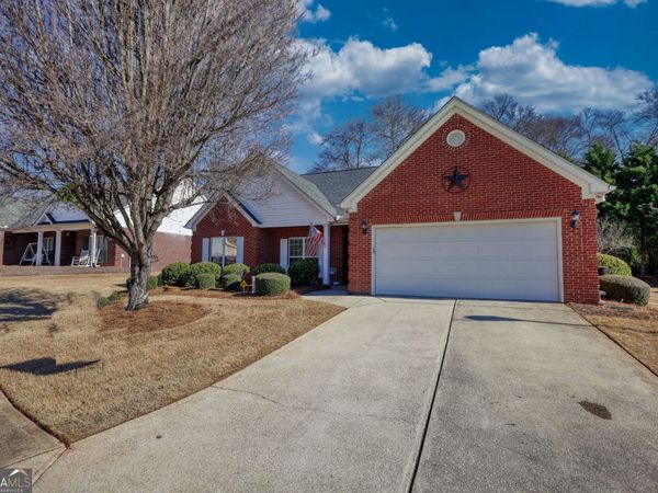 339 Crossroads Drive, Social Circle, GA 30025