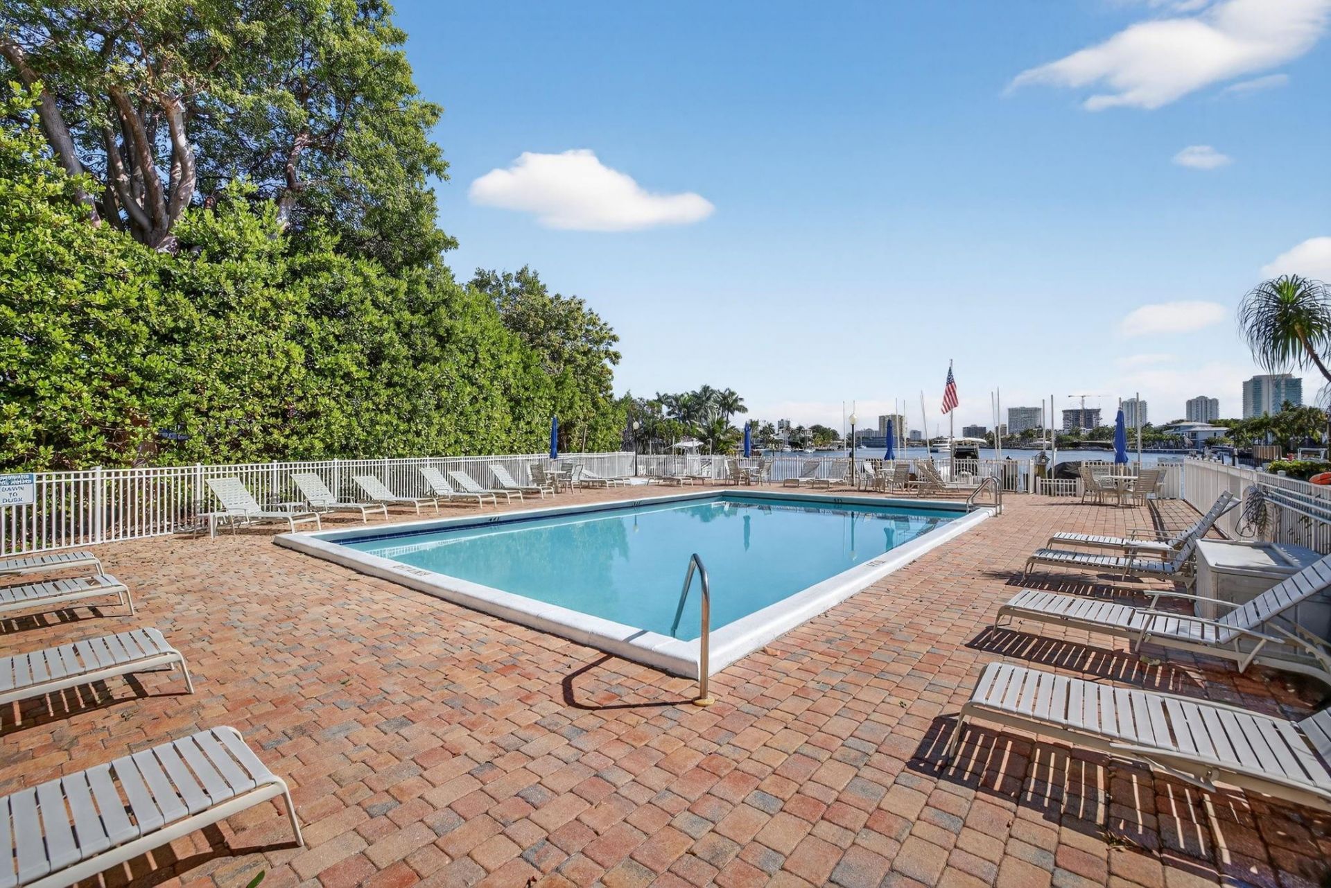 740 S Federal Hwy, Unit 202, Pompano Beach, FL 33062 Photo