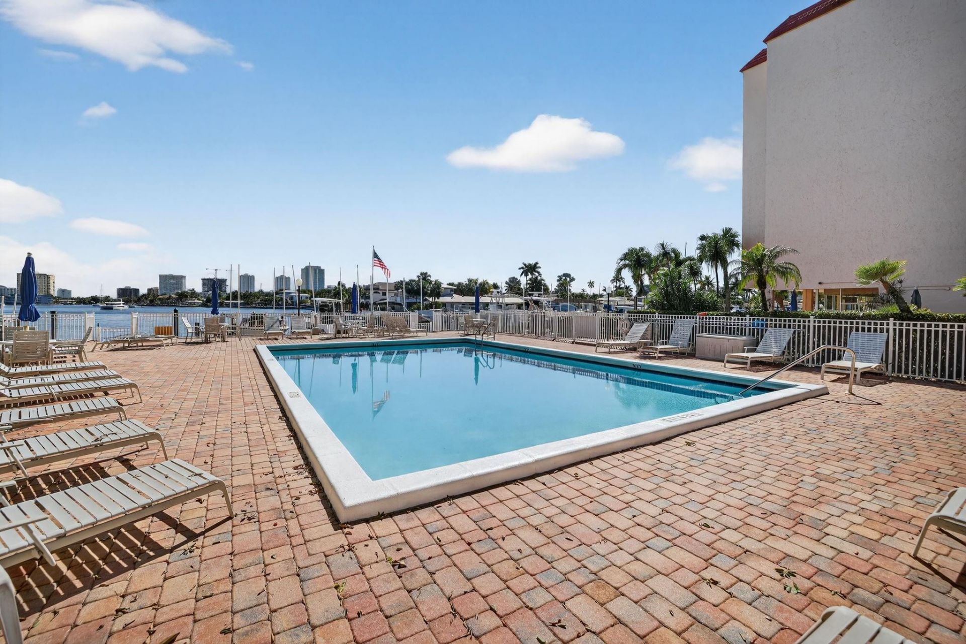 740 S Federal Hwy, Unit 202, Pompano Beach, FL 33062 Photo