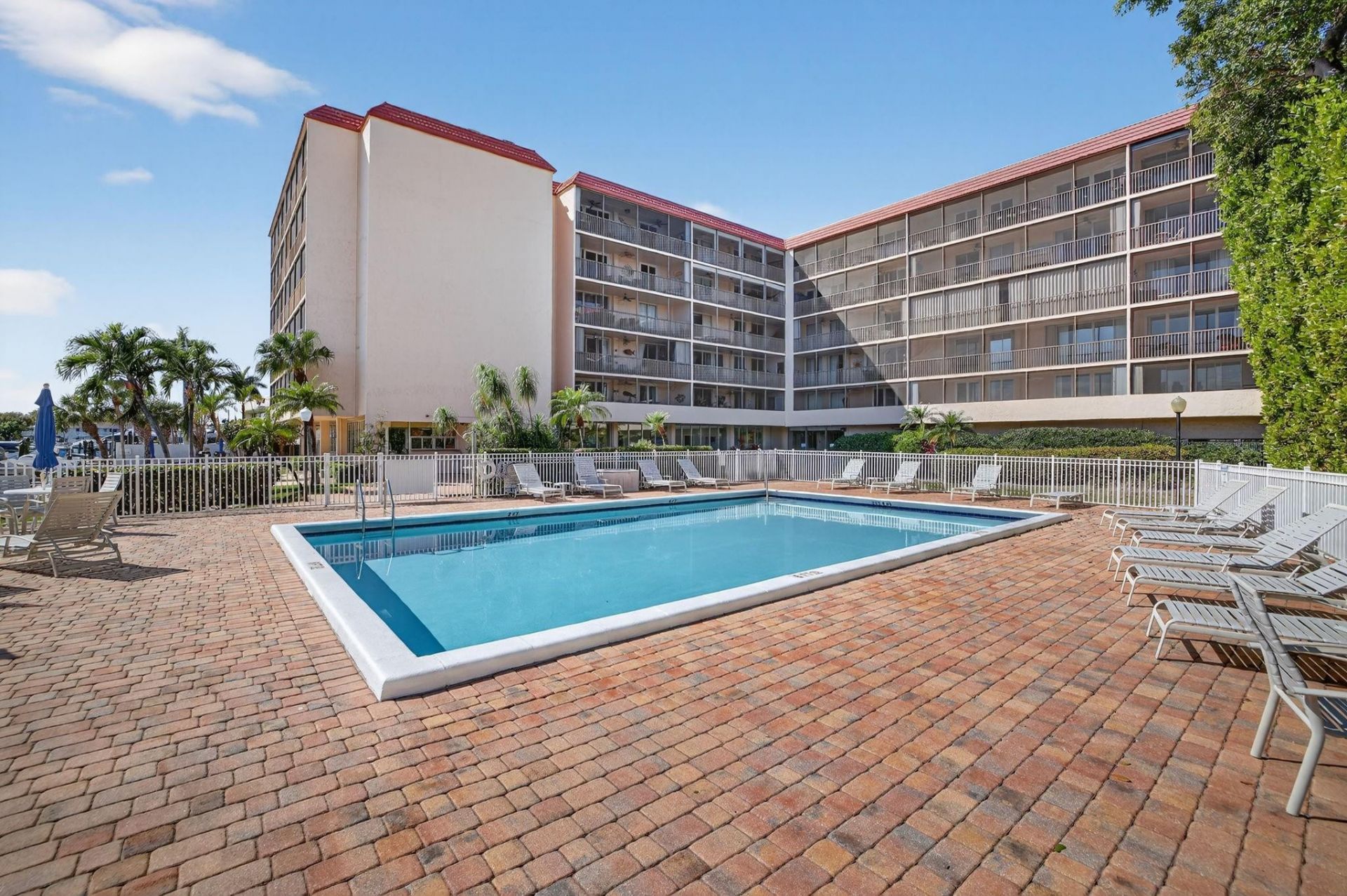 740 S Federal Hwy, Unit 202, Pompano Beach, FL 33062 Photo