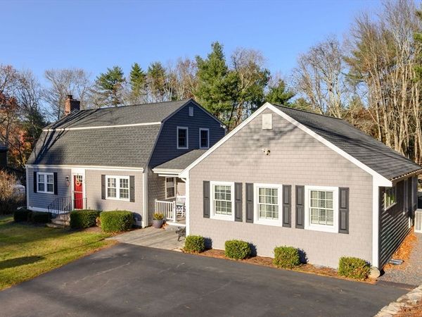 148 High St, Pembroke, MA 02359
