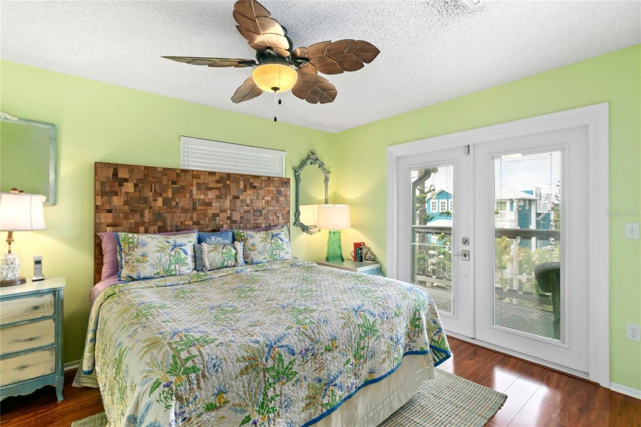 2511 Avenue C, Unit West, Bradenton Beach, FL 34217 Photo