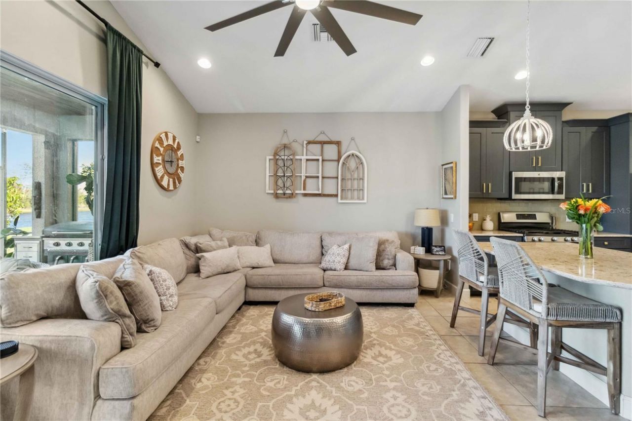 6161 Anise Drive, Sarasota, FL 34238 Photo