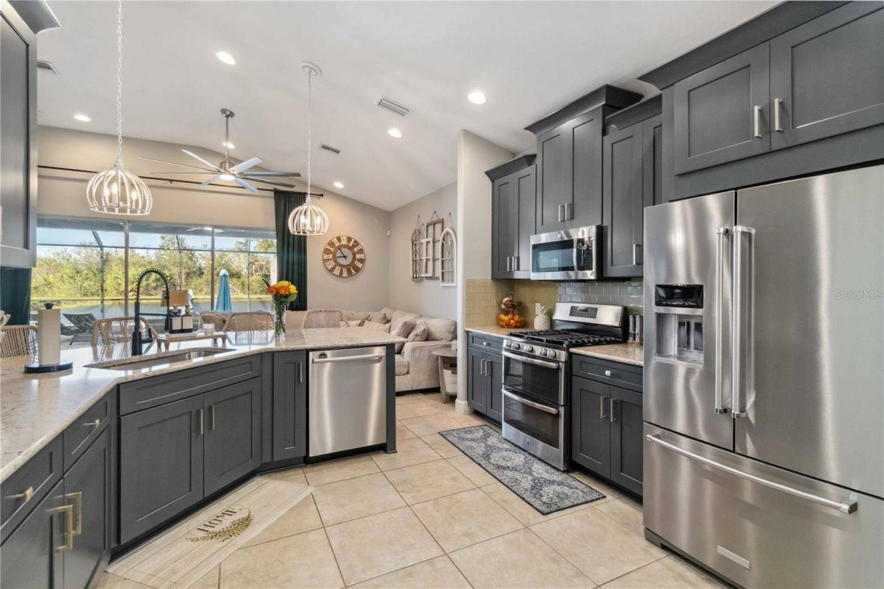 6161 Anise Drive, Sarasota, FL 34238 Photo