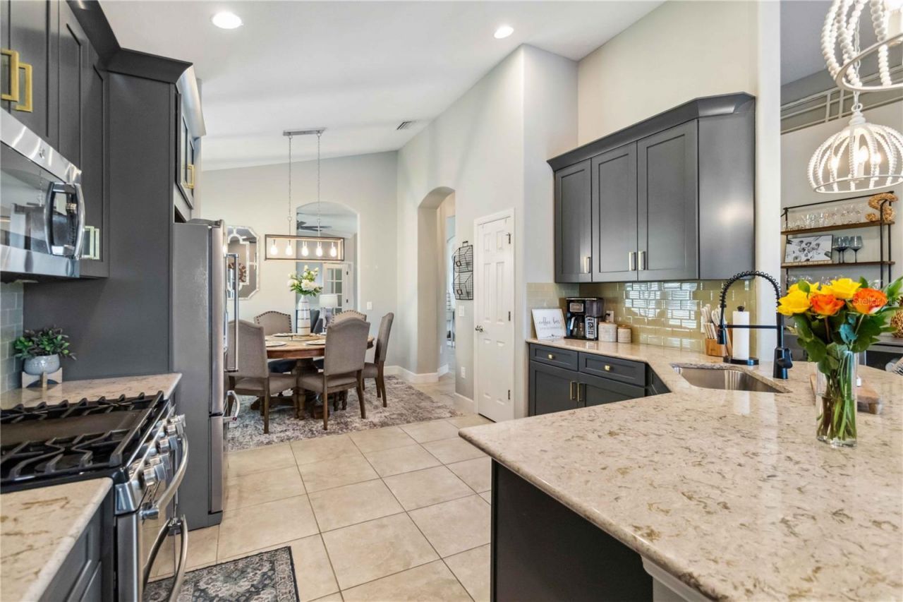6161 Anise Drive, Sarasota, FL 34238 Photo