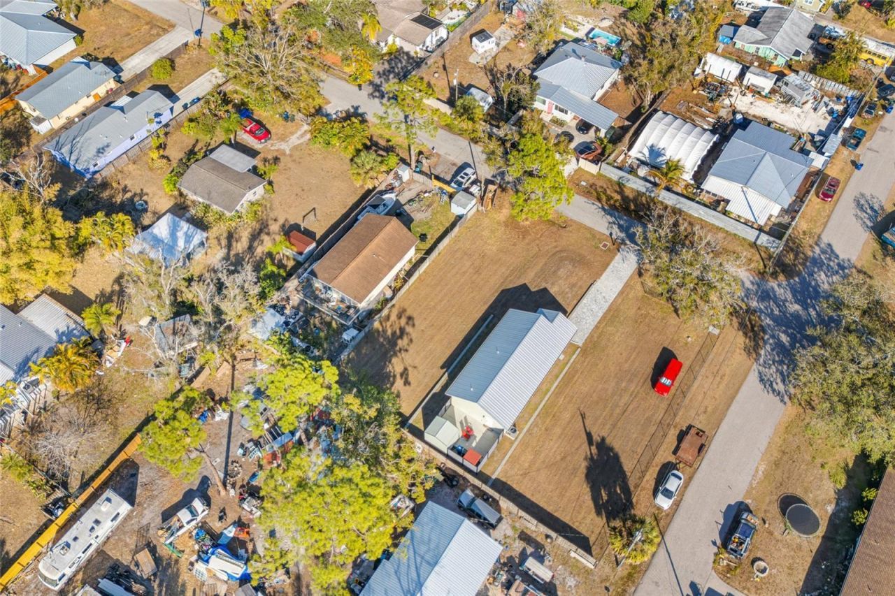 Hand Avenue, Sarasota, FL 34232 Photo