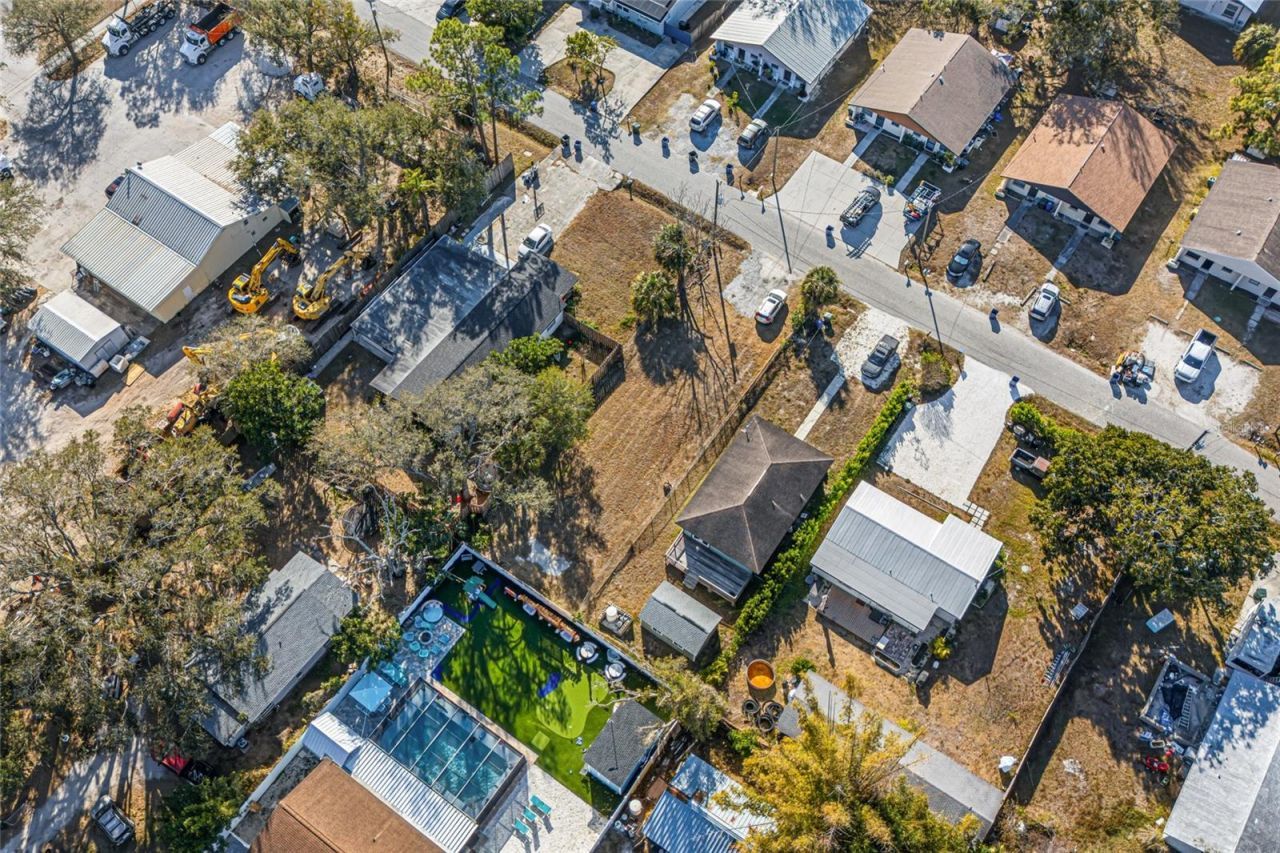 Hand Avenue, Sarasota, FL 34232 Photo
