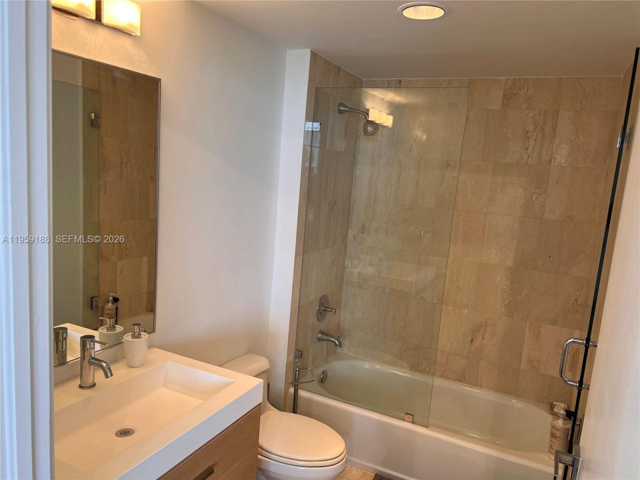 18671 Collins Ave , Unit 601, Sunny Isles Beach, FL 33160 Photo