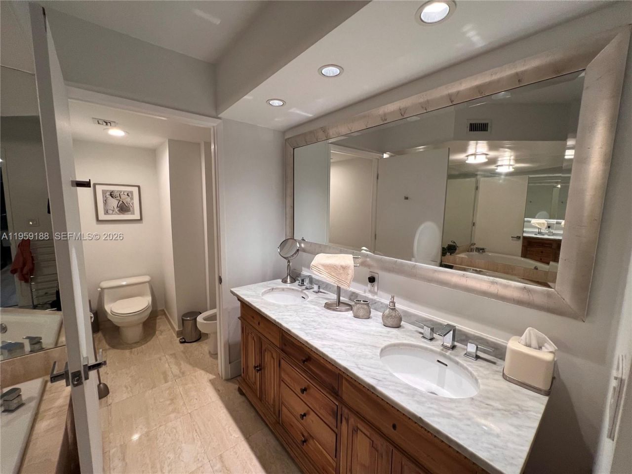 18671 Collins Ave , Unit 601, Sunny Isles Beach, FL 33160 Photo