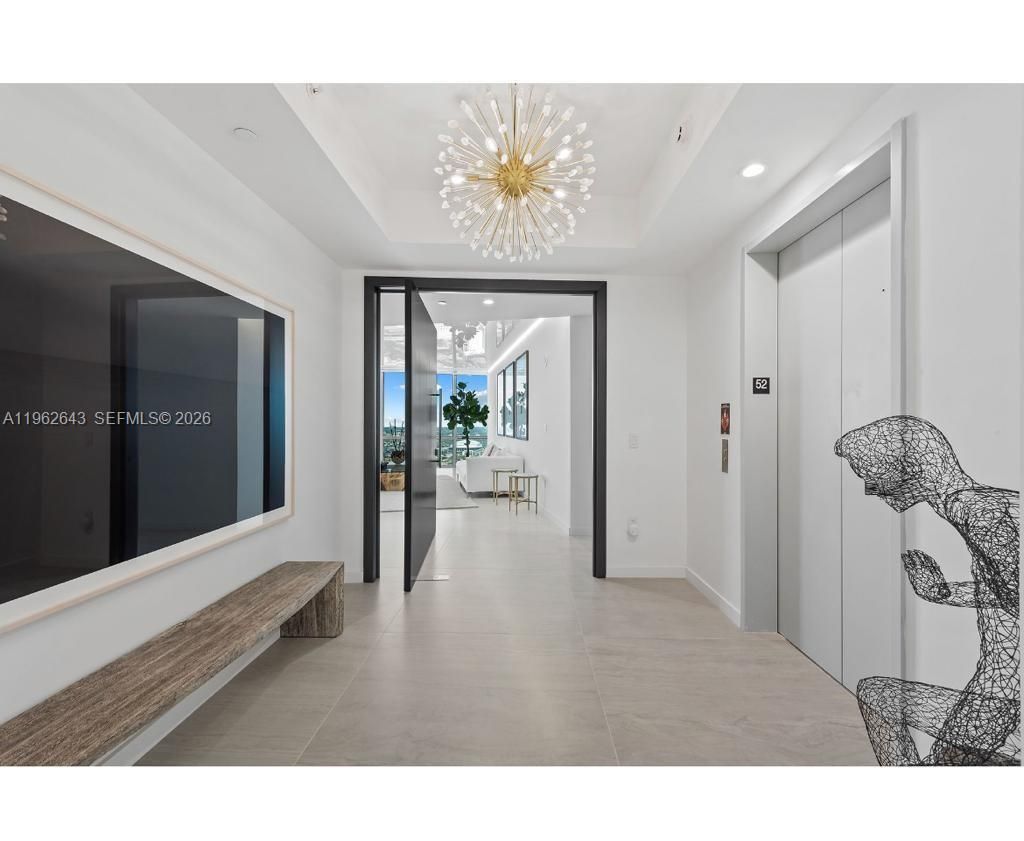 851 NE 1st Ave , Unit PH5212, Miami, FL 33132 Photo