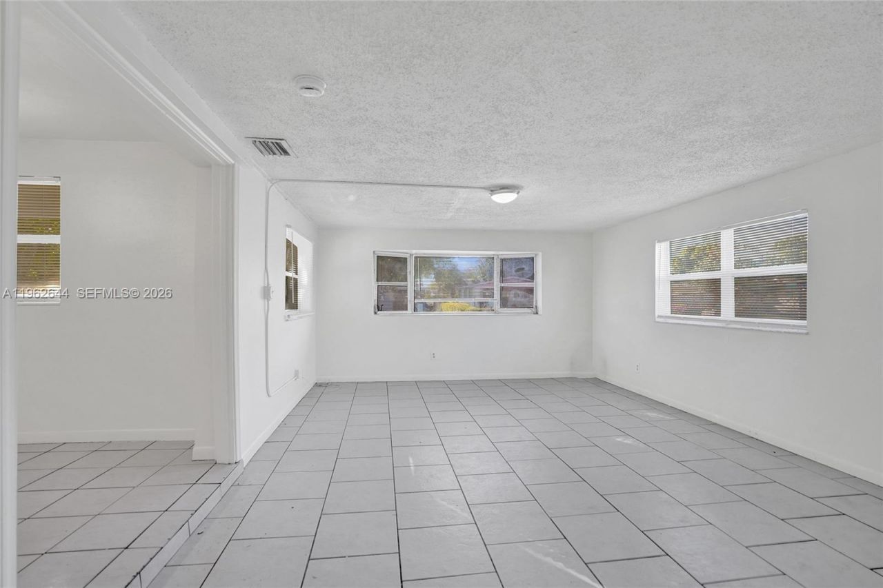 307 NW 11th Ave , Delray Beach, FL 33444 Photo