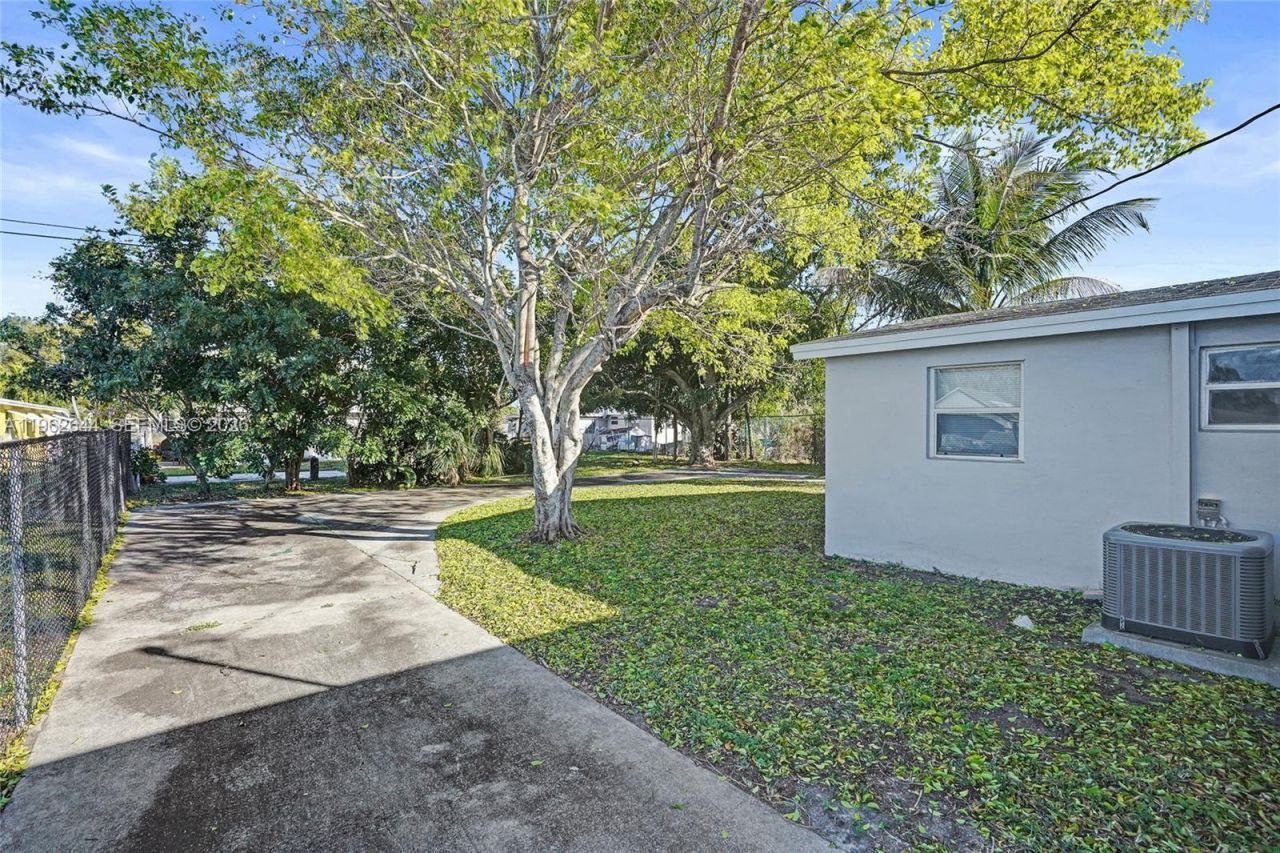 307 NW 11th Ave , Delray Beach, FL 33444 Photo