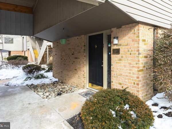 307 MEADOWVIEW, LINDENWOLD, NJ 08021
