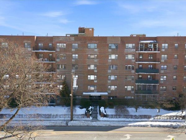 266 Pelham Road , Unit 4E, New Rochelle, NY 10805