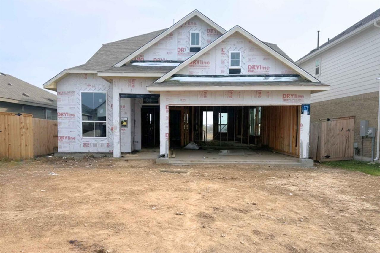 13717 Tucker Hedge Pass, Elgin, TX 78621 Main Photo