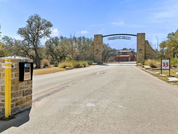 1496 Majestic Hills, Blanco, TX 78606