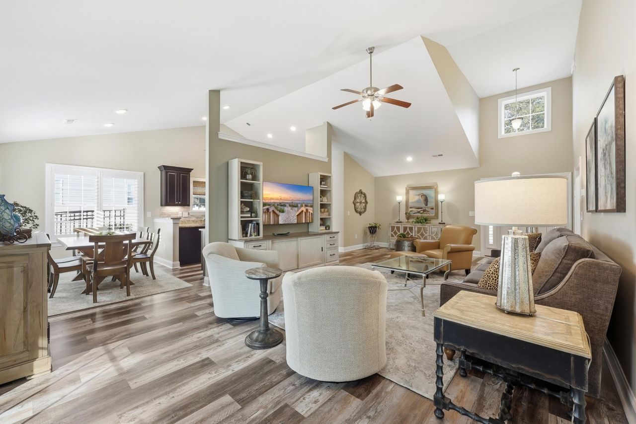 4576 Sandy Ln. Photo 12