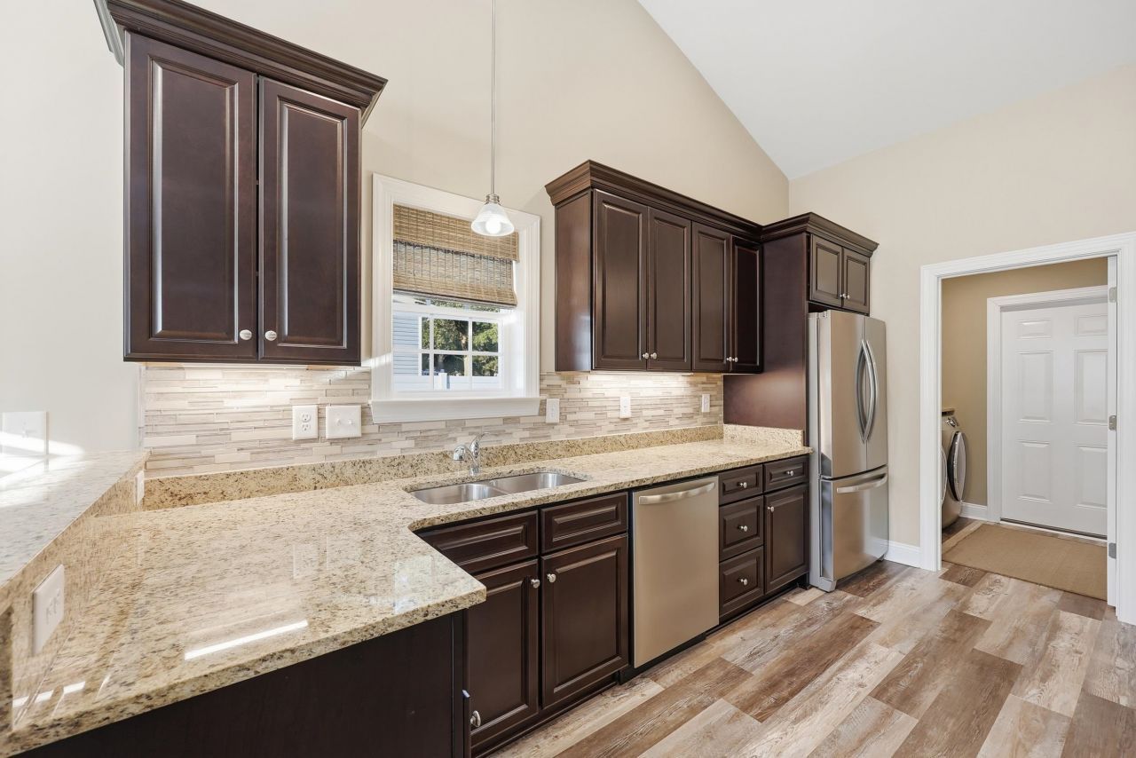 4576 Sandy Ln. Photo 29