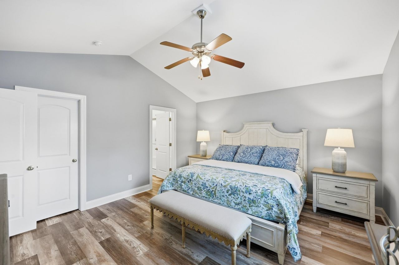 4576 Sandy Ln. Photo 32