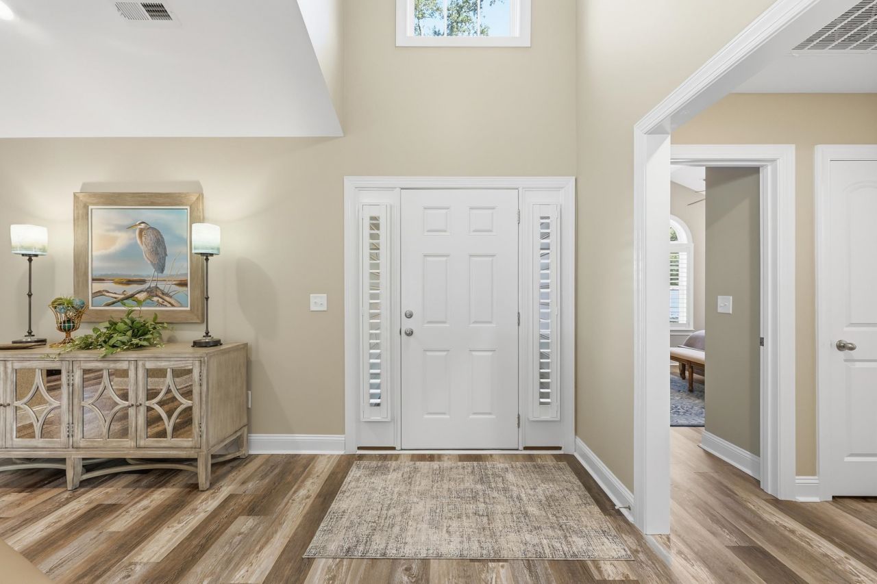 4576 Sandy Ln. Photo 7