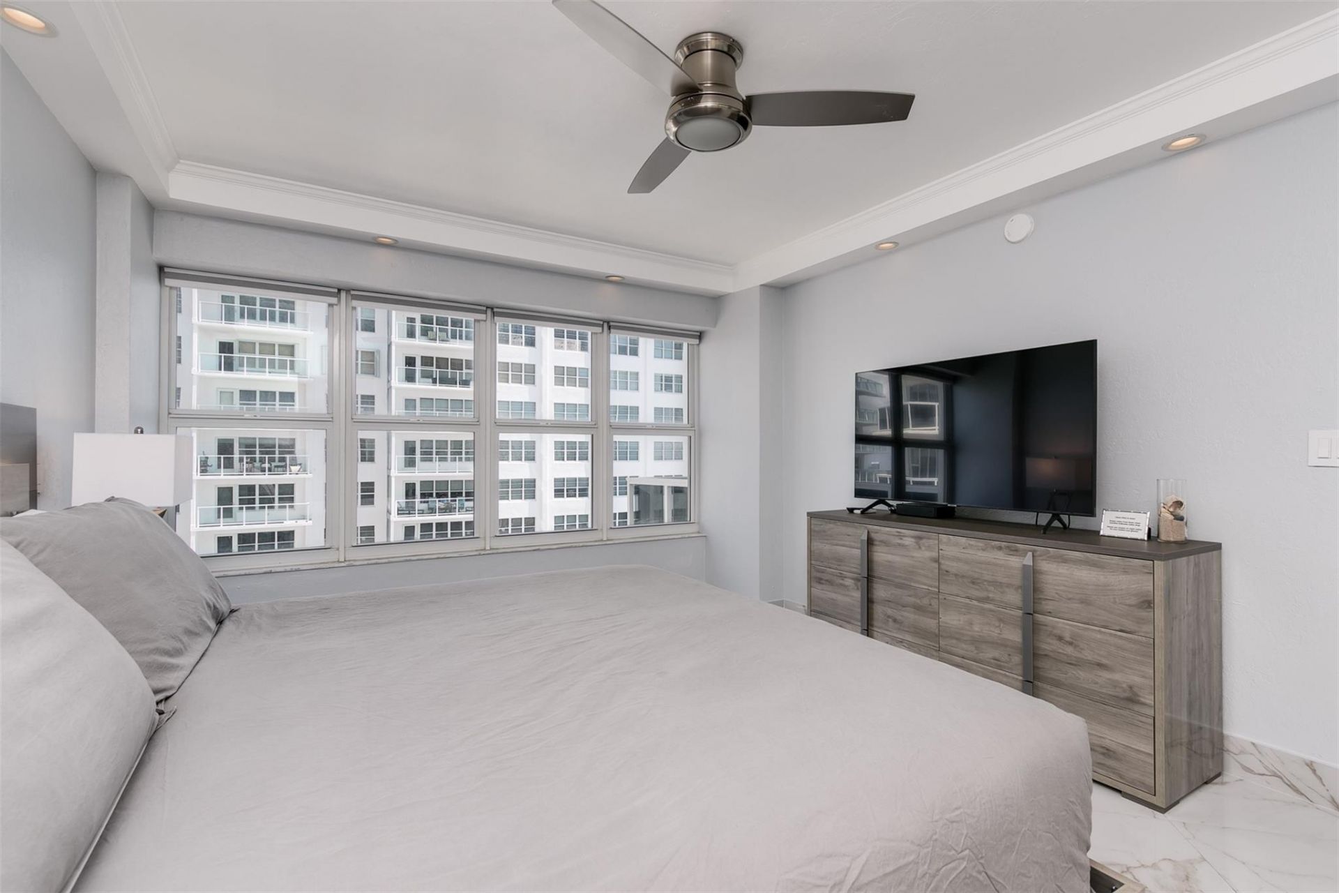 3700 Galt Ocean Drive, Unit 804, Fort Lauderdale, FL 33308 Photo