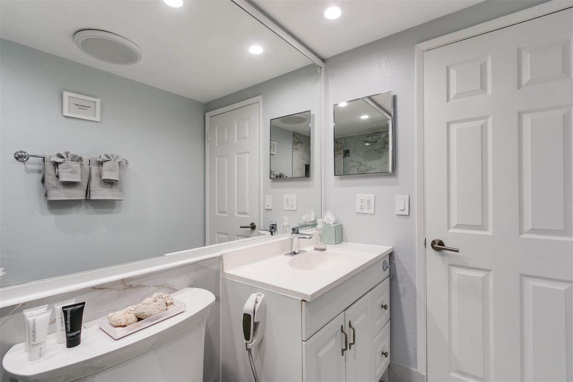 3700 Galt Ocean Drive, Unit 804, Fort Lauderdale, FL 33308 Photo