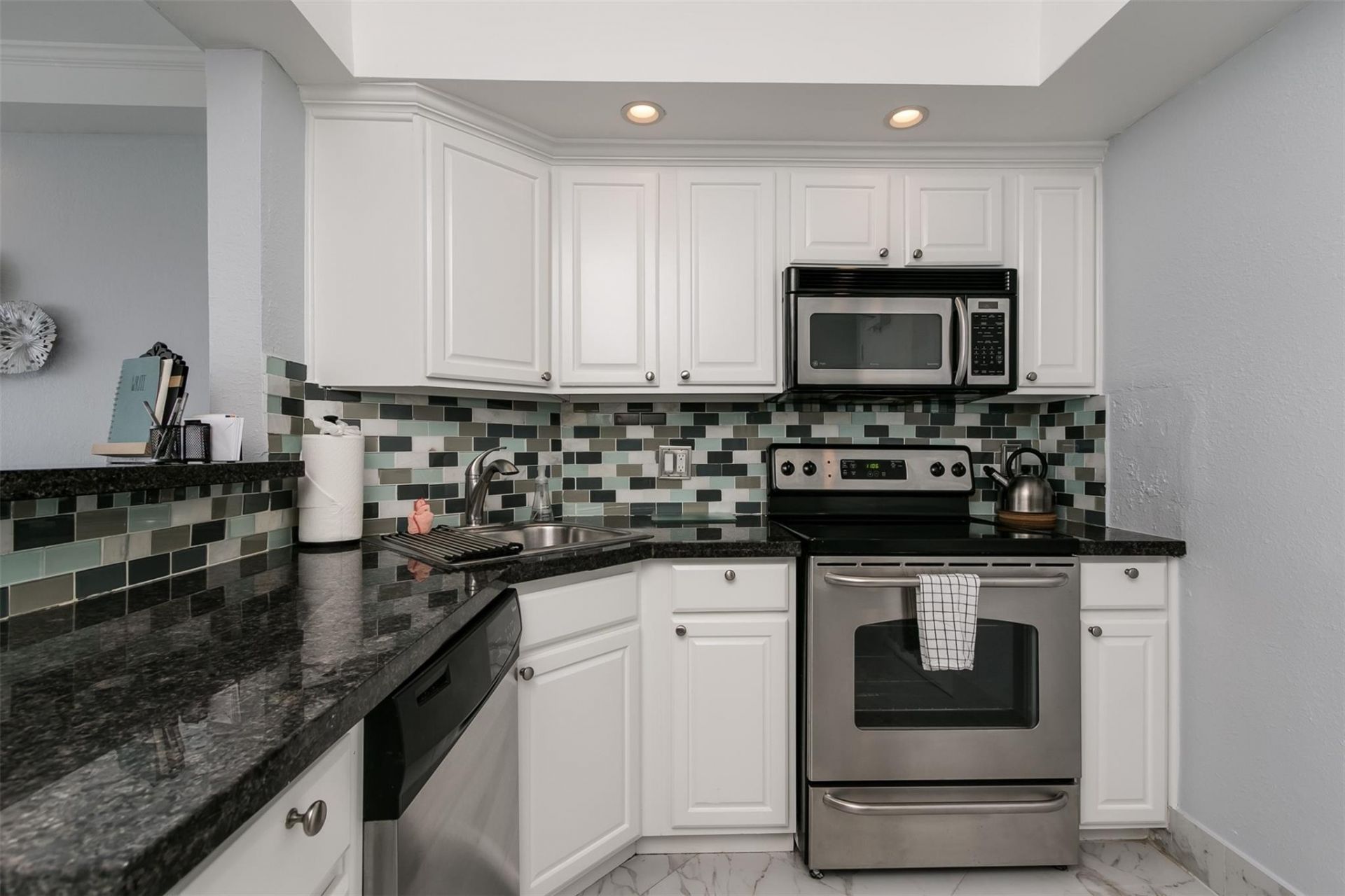 3700 Galt Ocean Drive, Unit 804, Fort Lauderdale, FL 33308 Photo