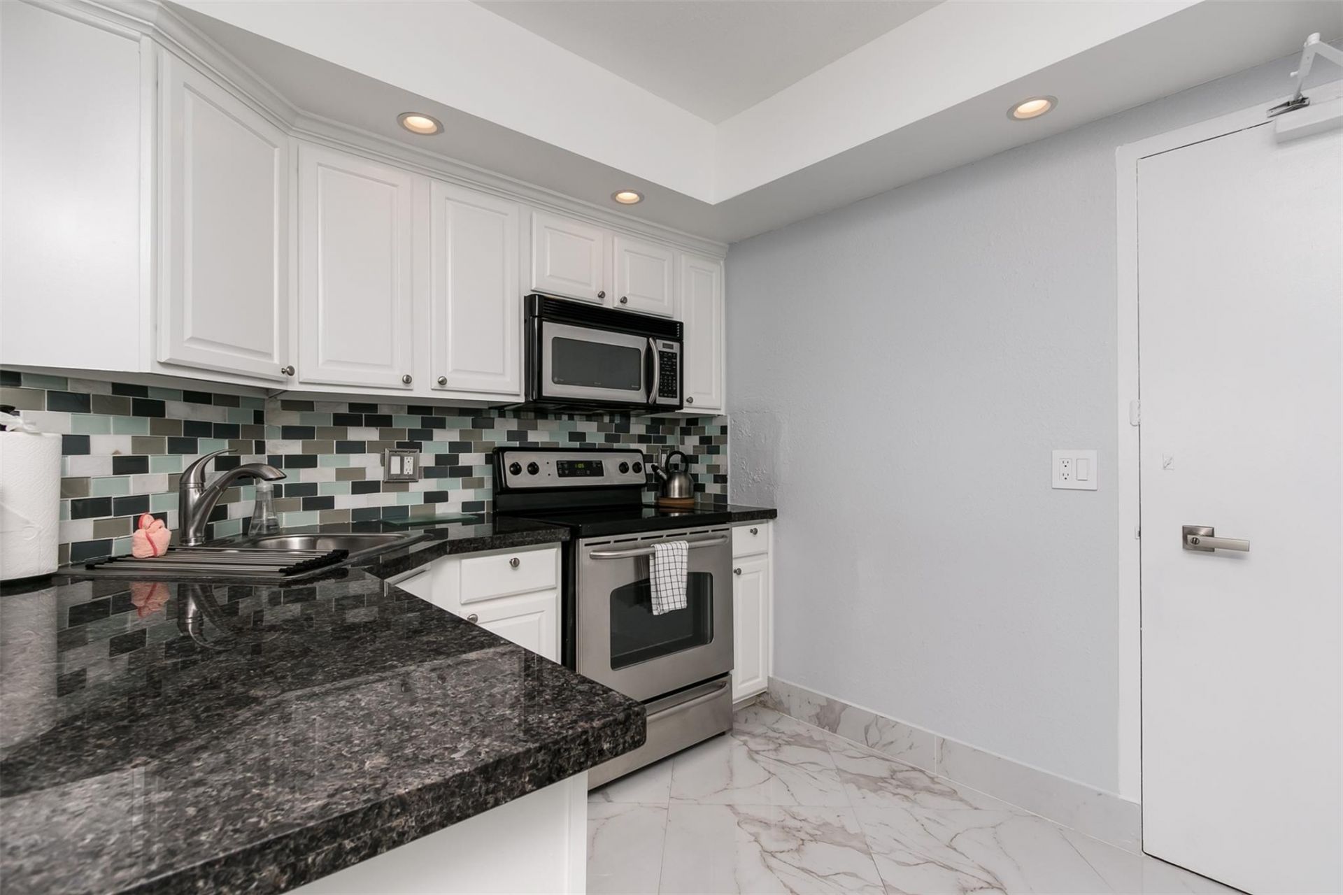 3700 Galt Ocean Drive, Unit 804, Fort Lauderdale, FL 33308 Photo