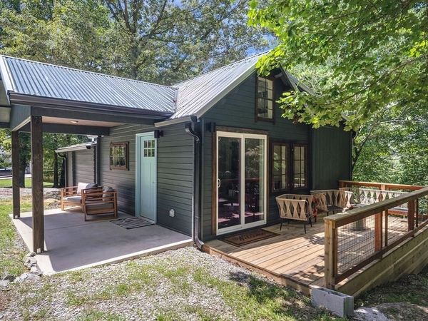 122 Abby Ln, Byrdstown, TN 38549