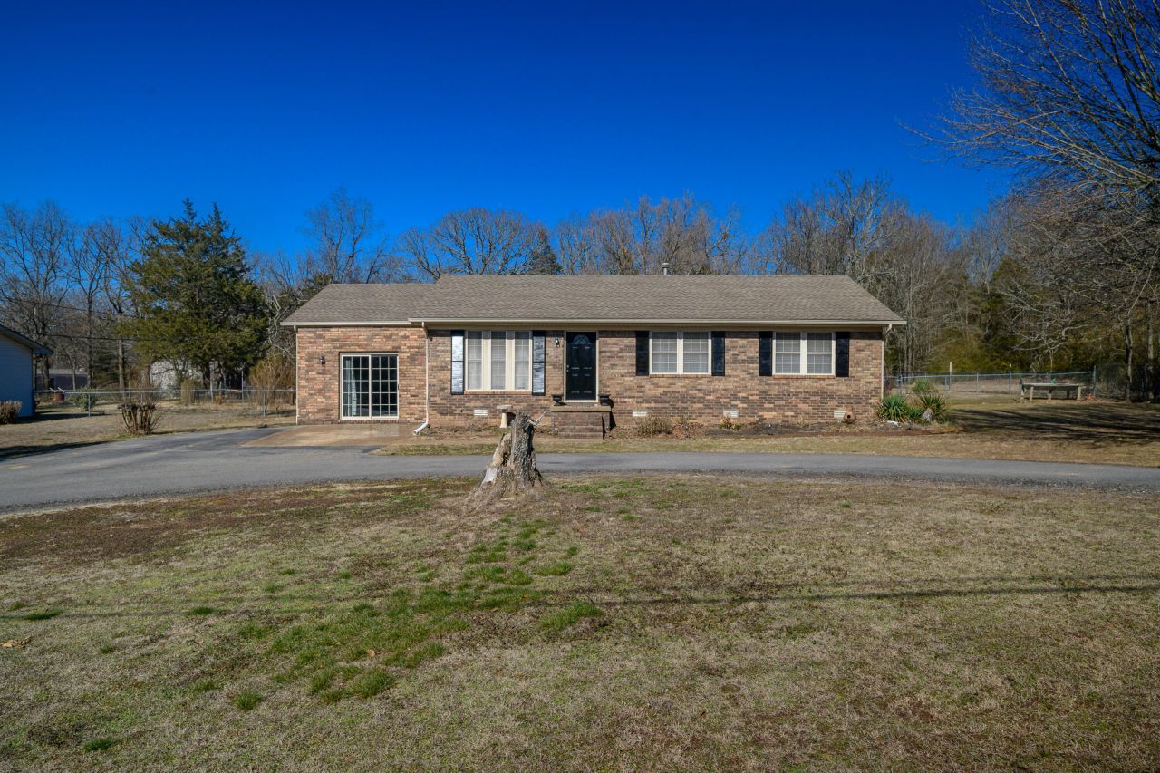 89 Linda Drive, Batesville, AR 72501 Main Photo