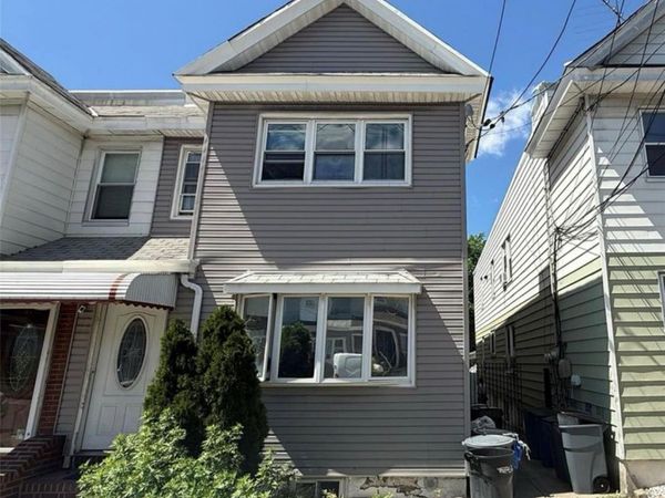 6911 58th Road, Maspeth, NY 11378