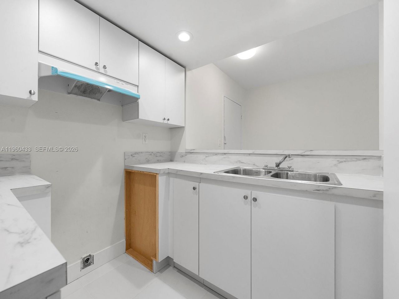 1750 NW 27th Ave , Miami, FL 33125 Photo