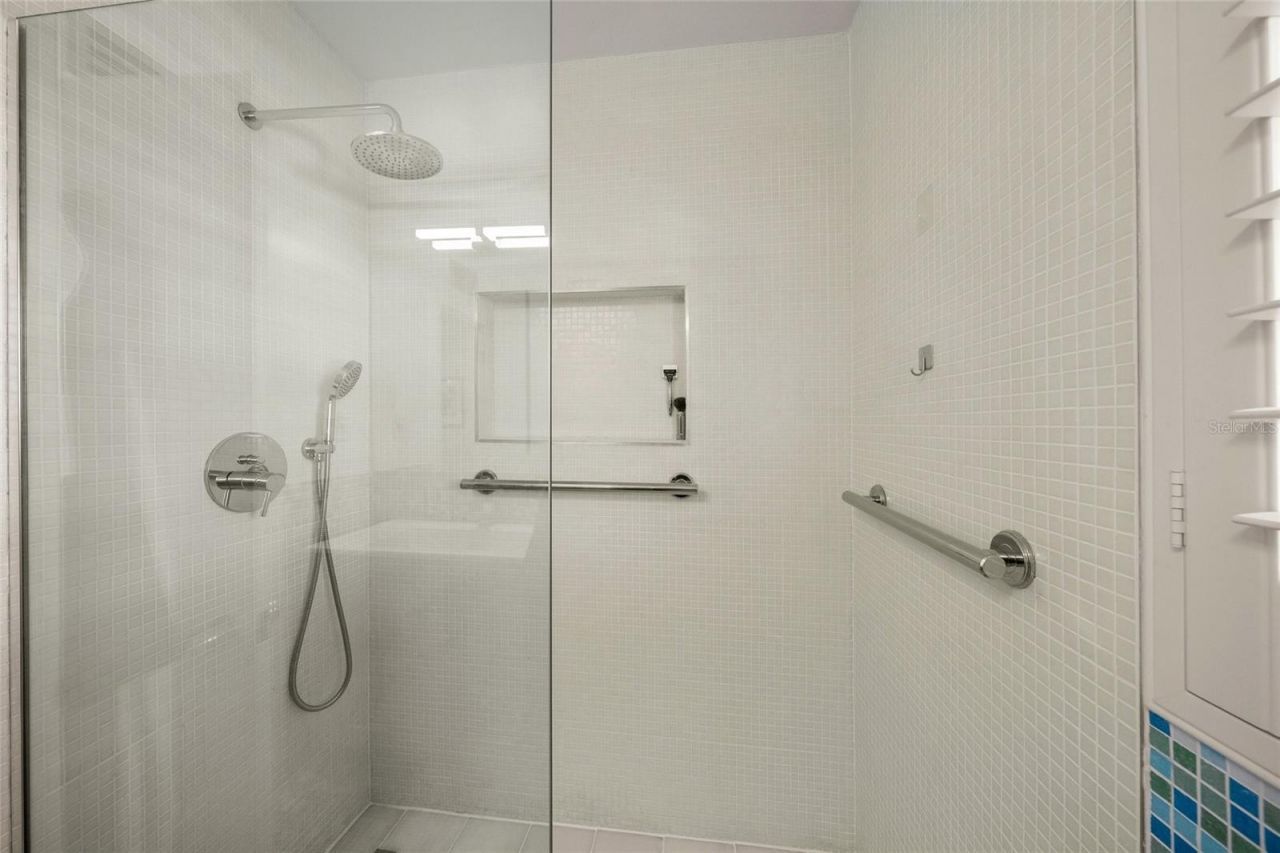 1780 Spring Creek Drive, Sarasota, FL 34239 Photo