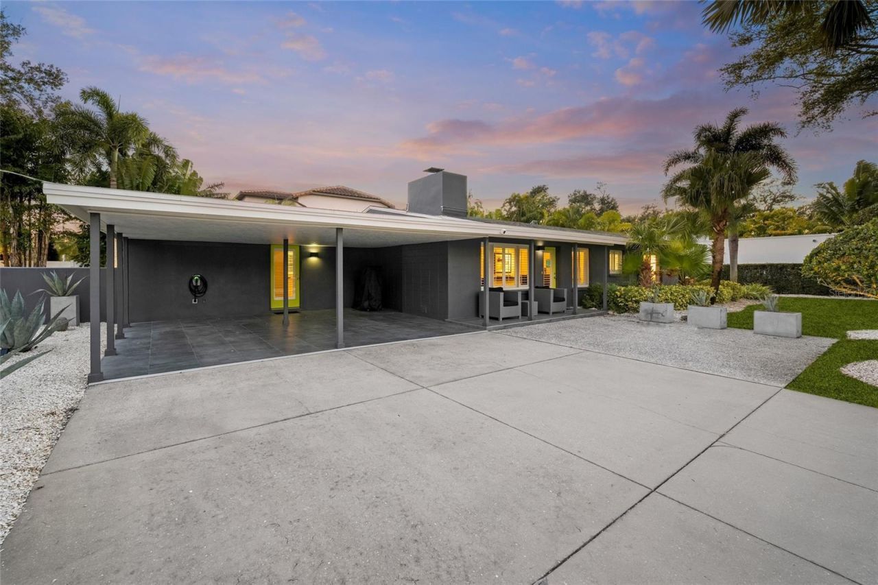 1780 Spring Creek Drive, Sarasota, FL 34239 Photo