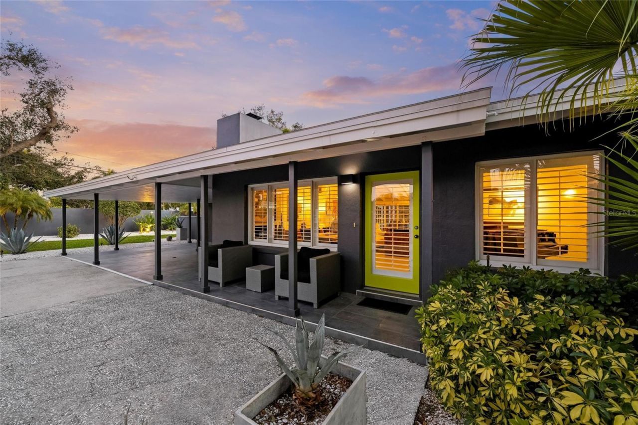 1780 Spring Creek Drive, Sarasota, FL 34239 Photo