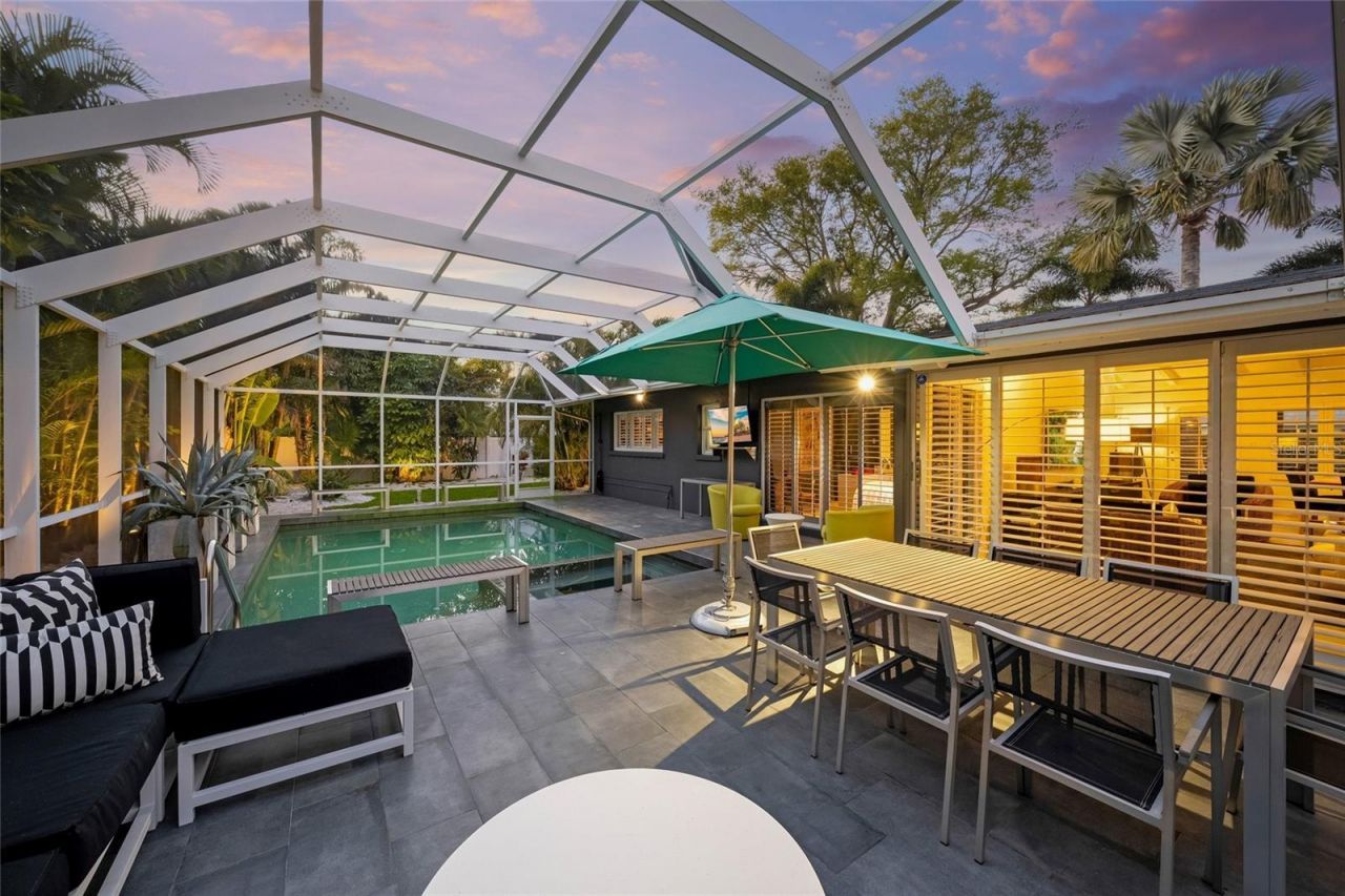 1780 Spring Creek Drive, Sarasota, FL 34239 Photo