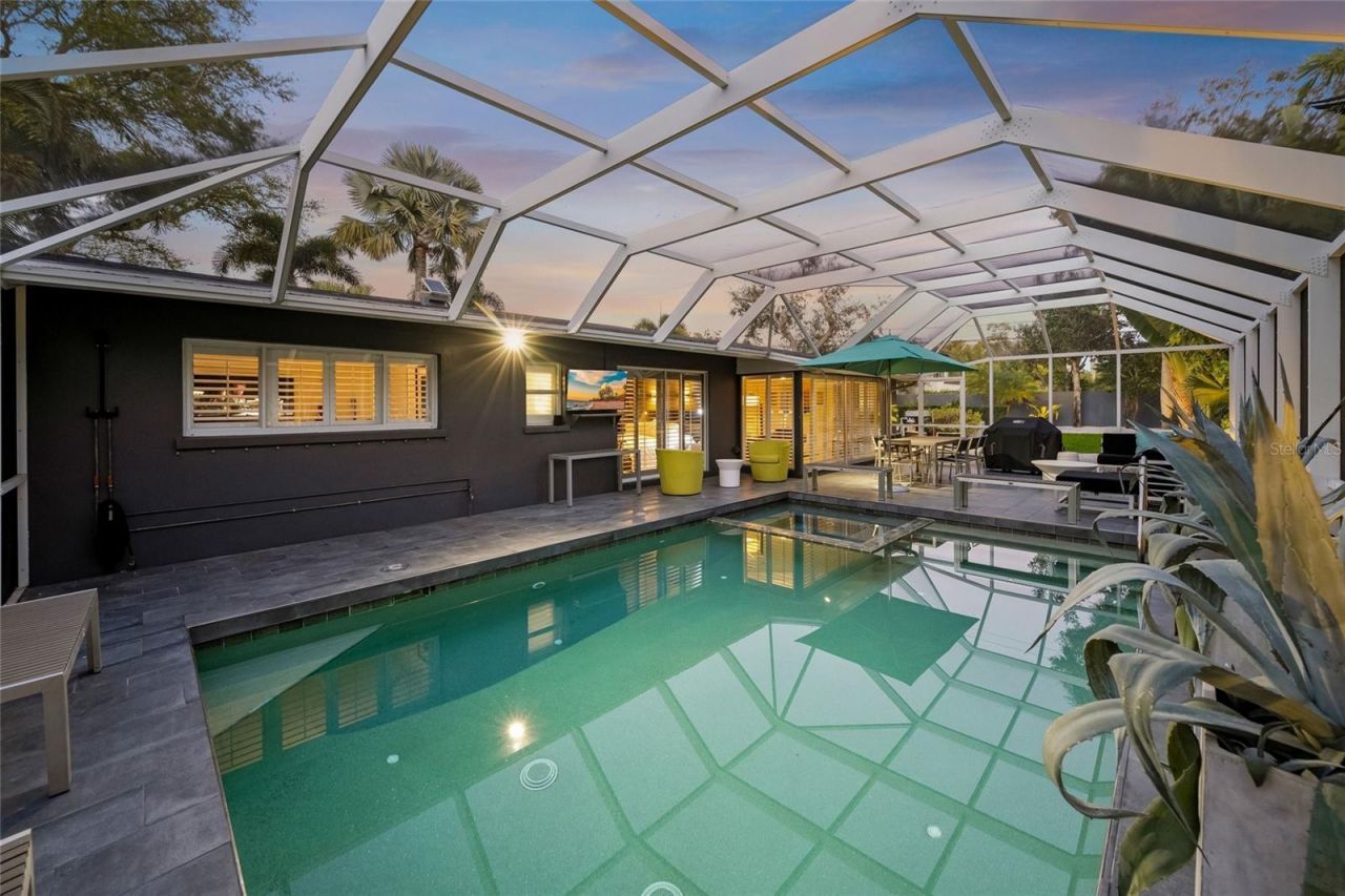 1780 Spring Creek Drive, Sarasota, FL 34239 Photo