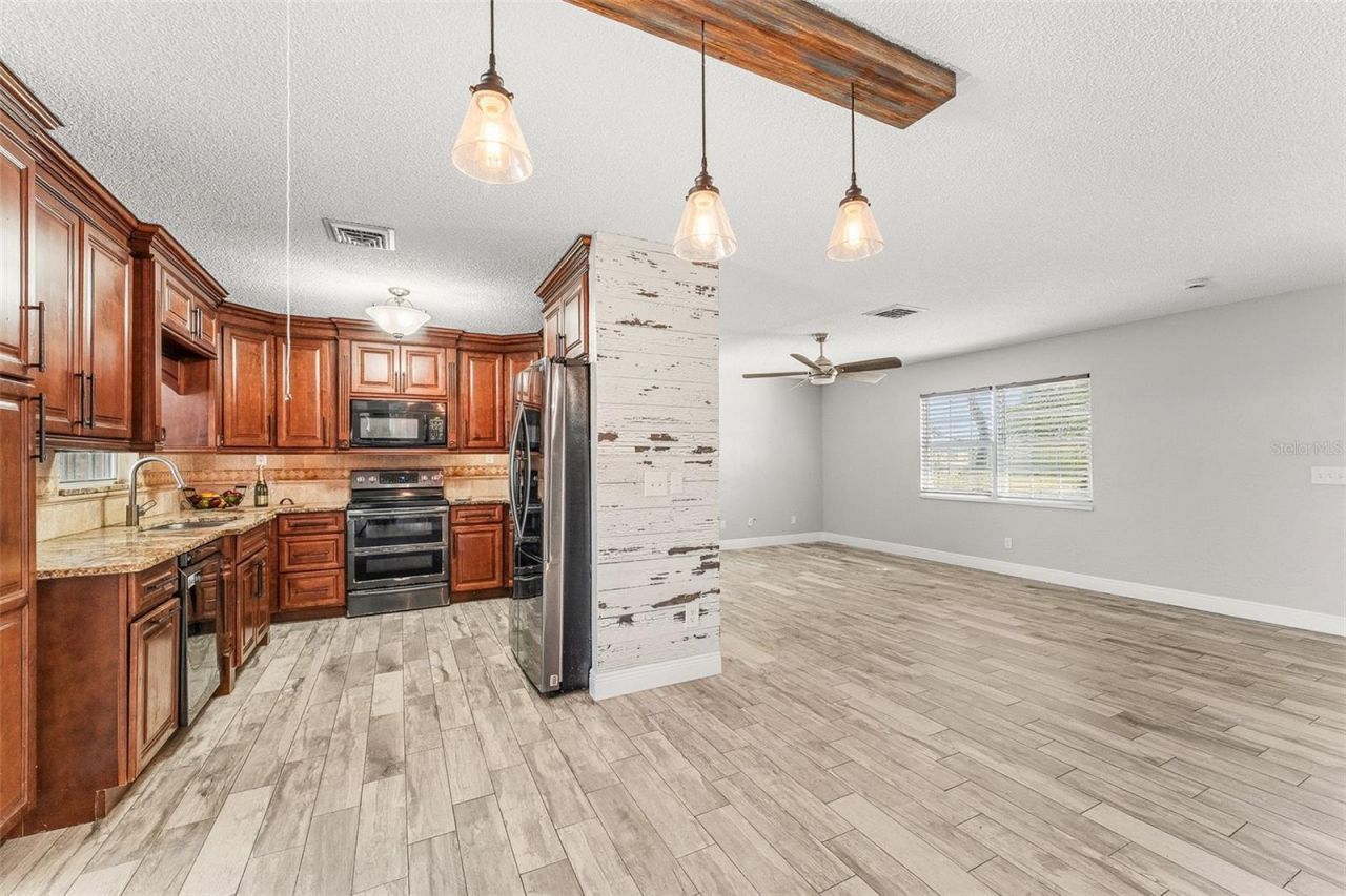 1567 NE 21st Terrace, Jensen Beach, FL 34957 Photo