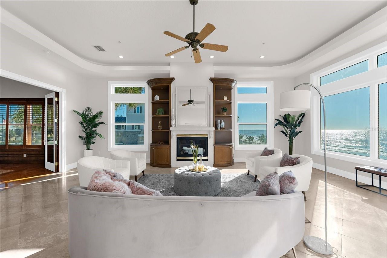 960 Gulf Boulevard, Belleair Beach, FL 33786 Photo