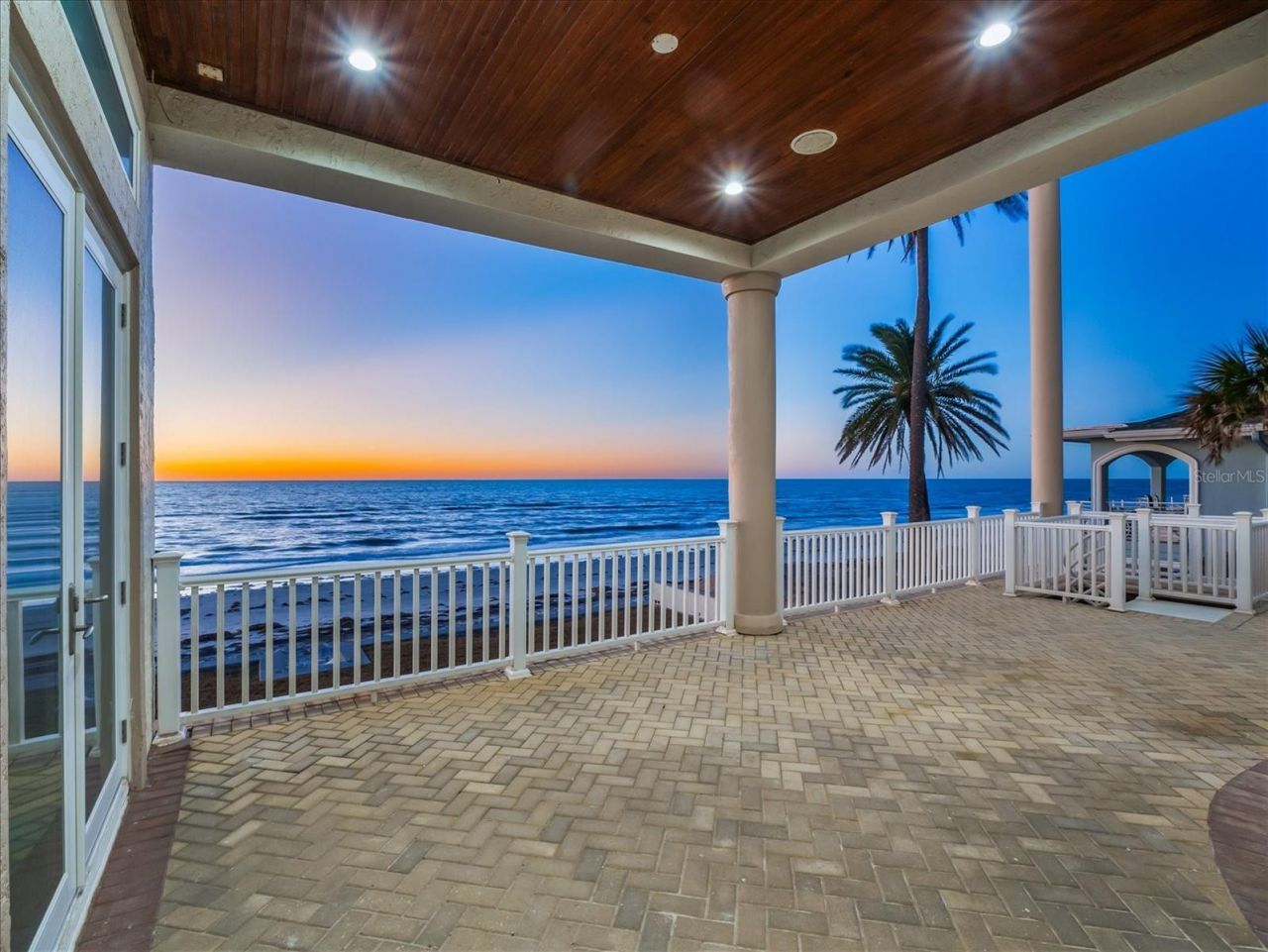 960 Gulf Boulevard, Belleair Beach, FL 33786 Photo