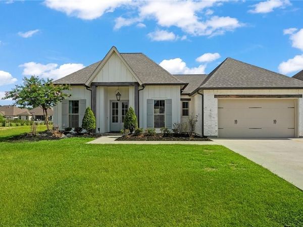 2005 CYPRESS BEND Lane, Madisonville, LA 70447