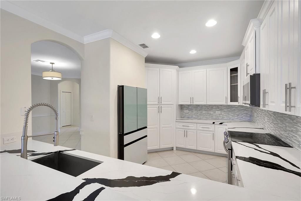 2082 E Tobago Cir, Fort Myers, FL 33905 Photo