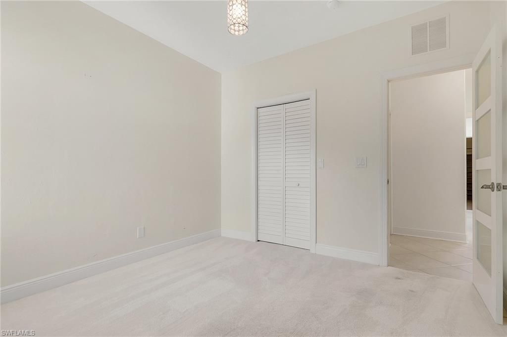 2082 E Tobago Cir, Fort Myers, FL 33905 Photo