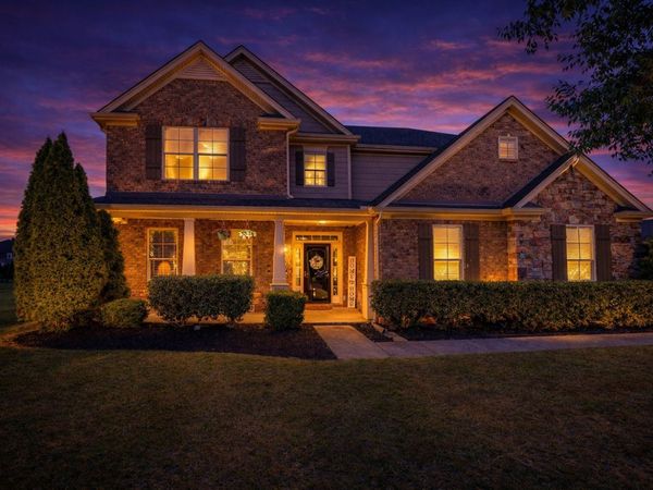 5028 General Eisenhower Dr, Murfreesboro, TN 37129