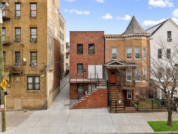 518 Morris Park Avenue, Bronx, NY 10460