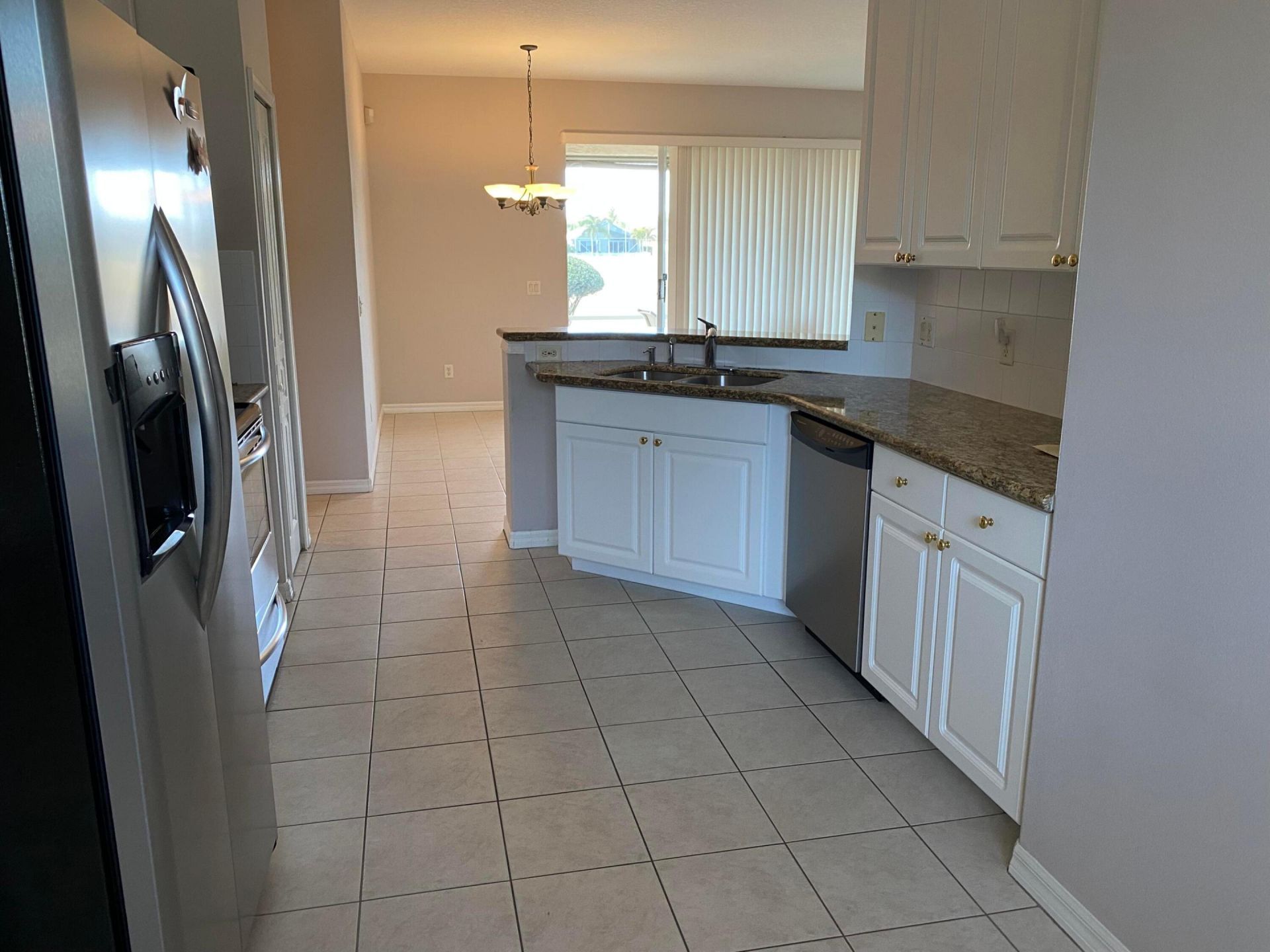 546 Waverly Circle, Port Saint Lucie, FL 34983 Photo