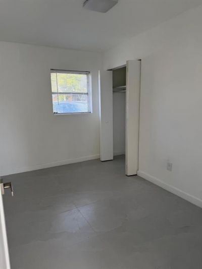 1054-1058 SW 2nd Street, Unit 1056, Hallandale Beach, FL 33009 Photo