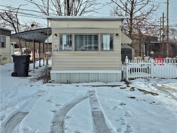 30335 Euclid Avenue, Unit #40 and #2, Wickliffe, OH 44092