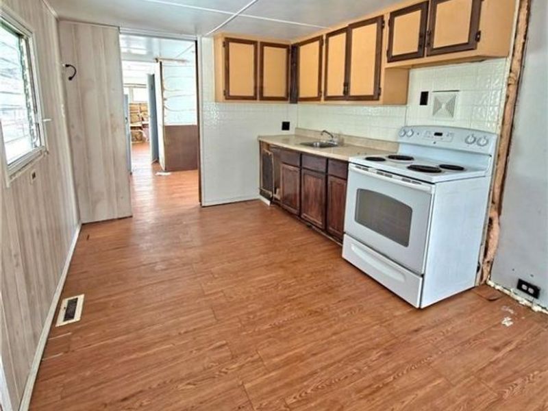 30335 Euclid Avenue, Unit #40 and #2, Wickliffe, OH 44092 Photo 4