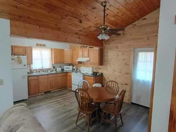 220 Nellie Circle, Murphy, NC 28906